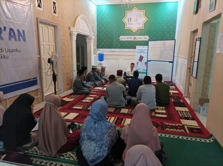 Pengajian Kitab Al-Yaquut Annafis Hari Pertama Berlangsung Khidmat