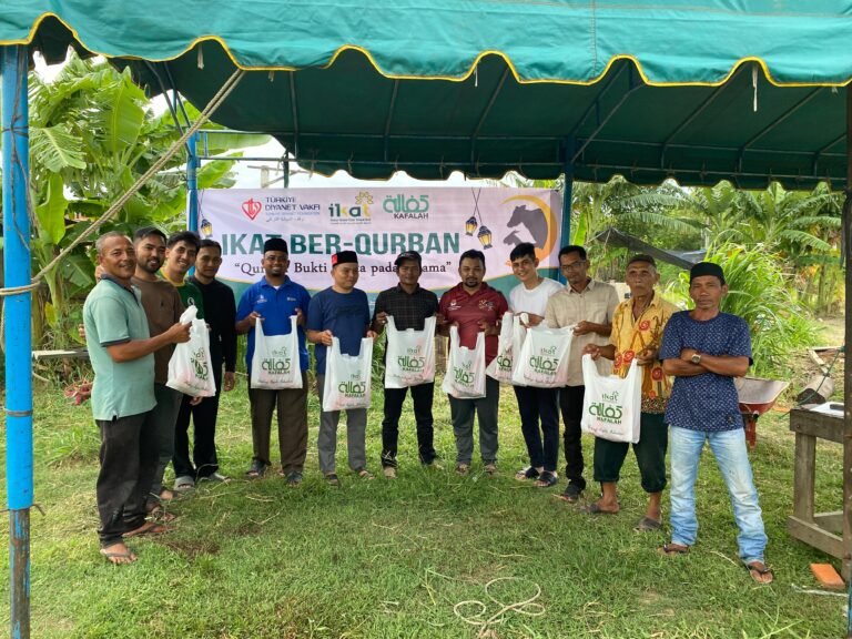 Semangat Kurban Menyapa Gampong: Kafalah Ikat Aceh Salurkan 214 Paket Daging Idul Adha