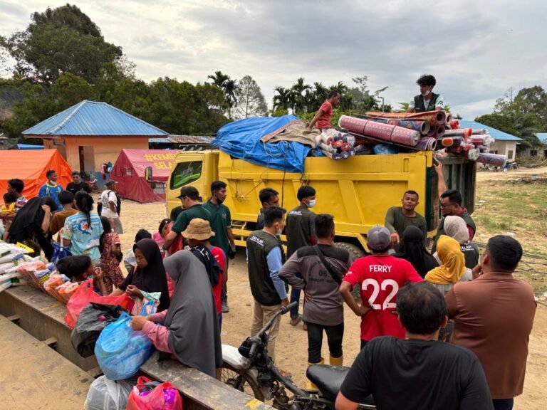 Air, Doa, dan Harapan dari IKAT Aceh untuk Warga Tamiang